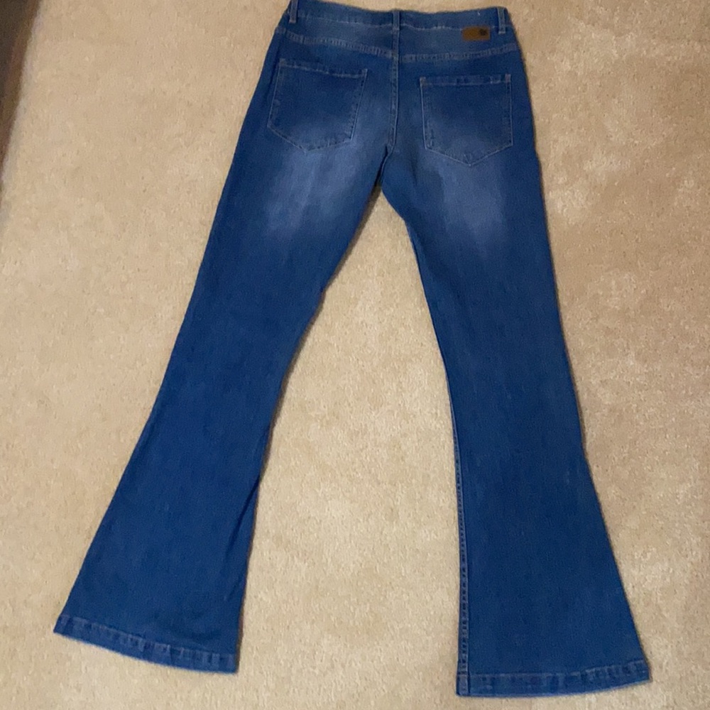 Roxy Jeans - Picture 11 of 11